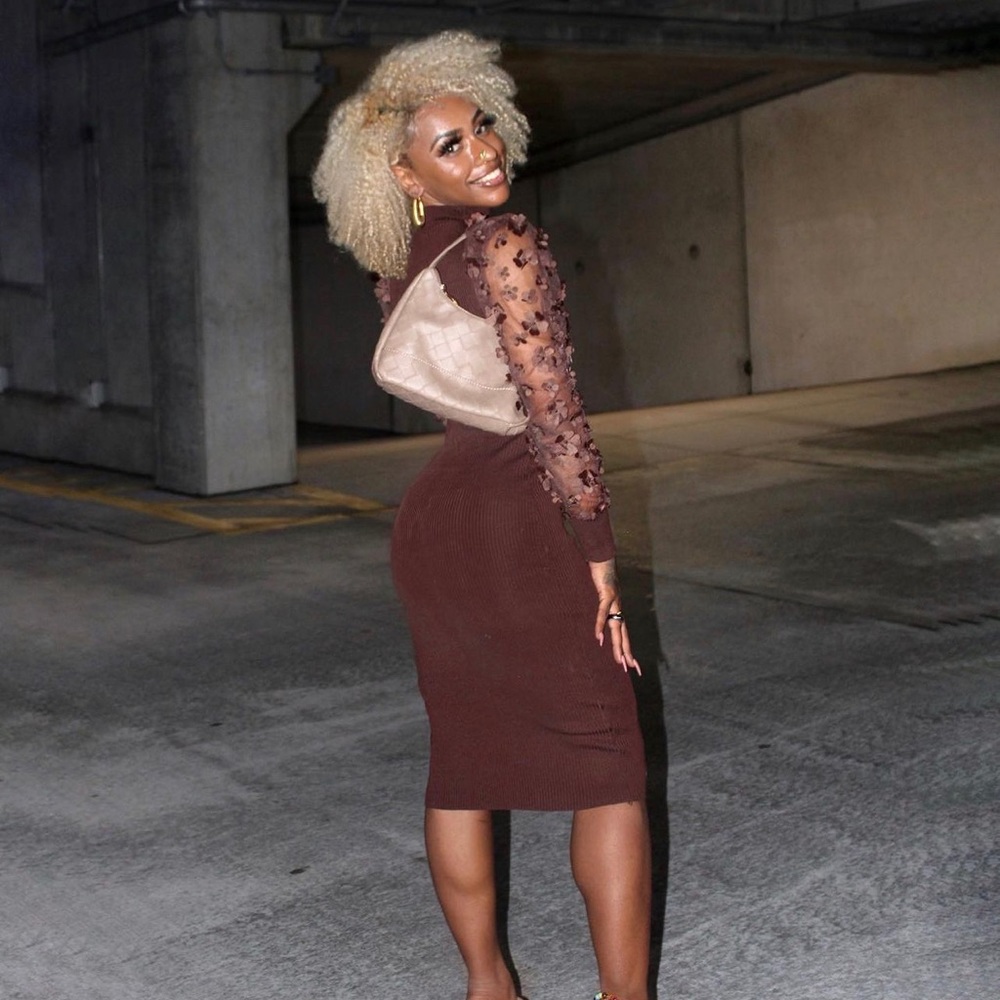 Brown dress